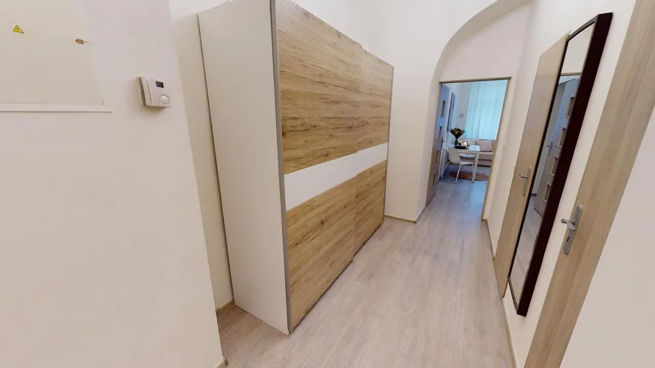 Appartamento Viaducto De Karlin - Aparment Praga